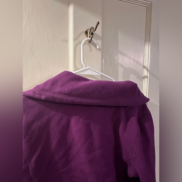 Calvin Klein purple zip up fleece jacket - Picture 4 of 6